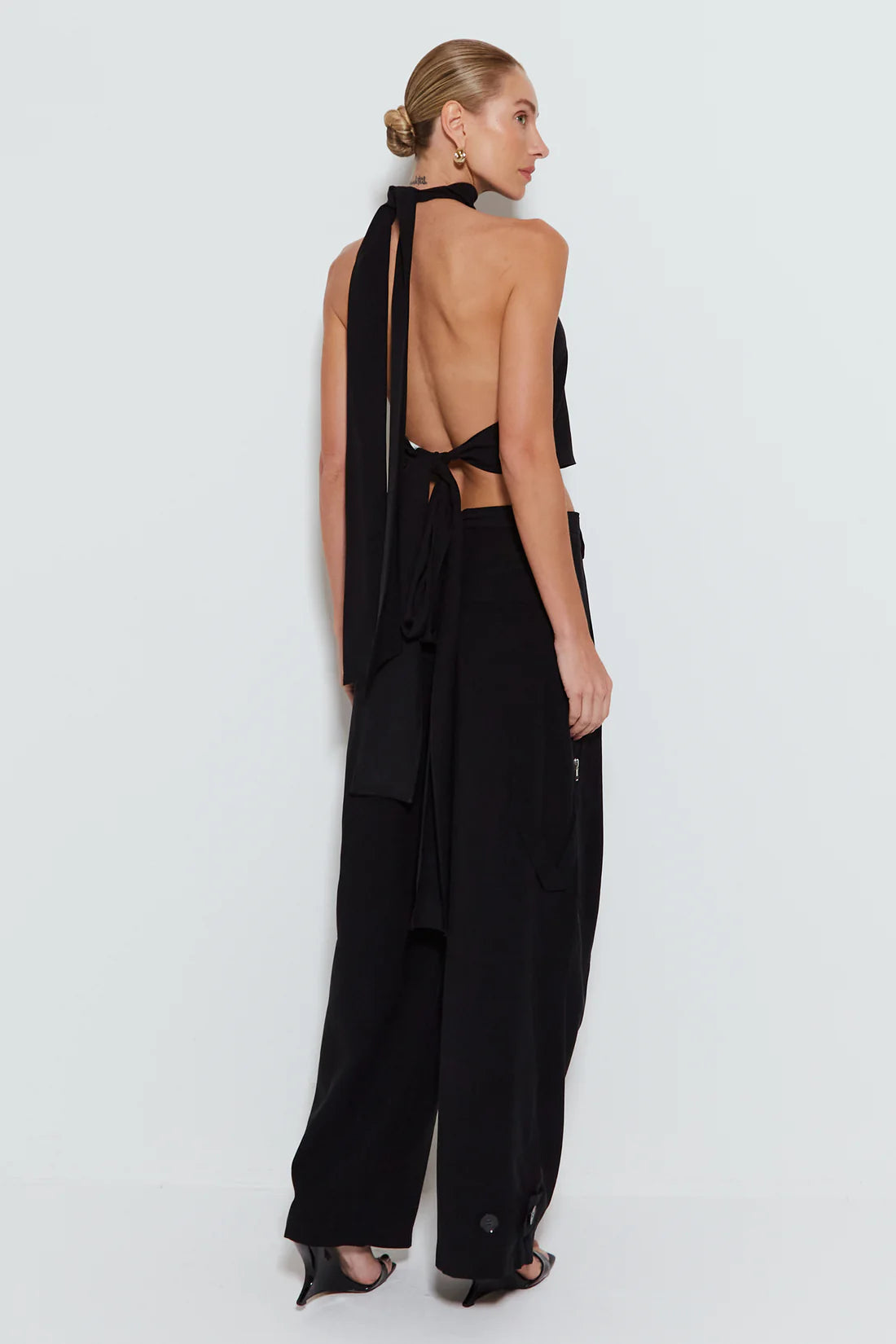 PANTS RETA COM ZIPER DE METAL NAS LATERAIS E FIVELA PRETO
