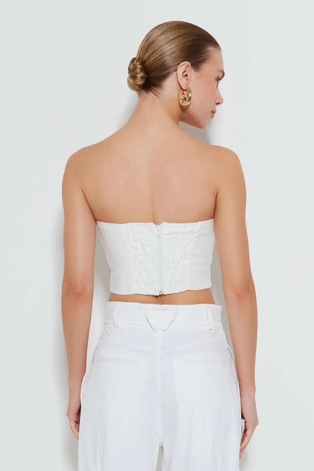 CROPPED TOMARA QUE CAIA COM SOBREPOSICAO SHELL OFF WHITE