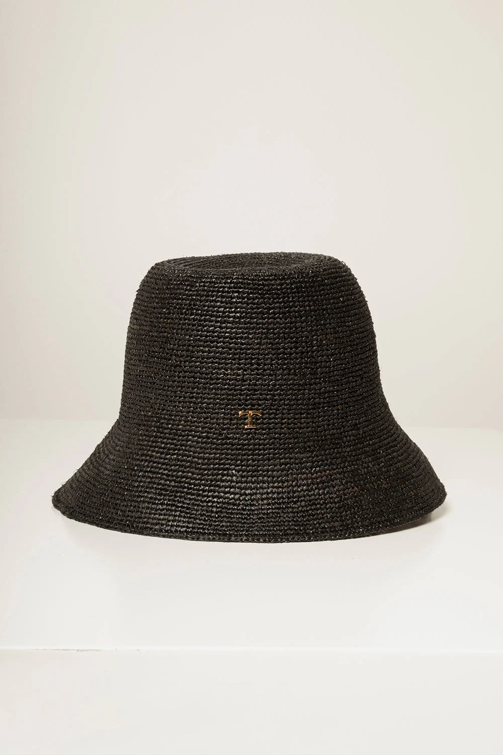 HAT TOUCHE