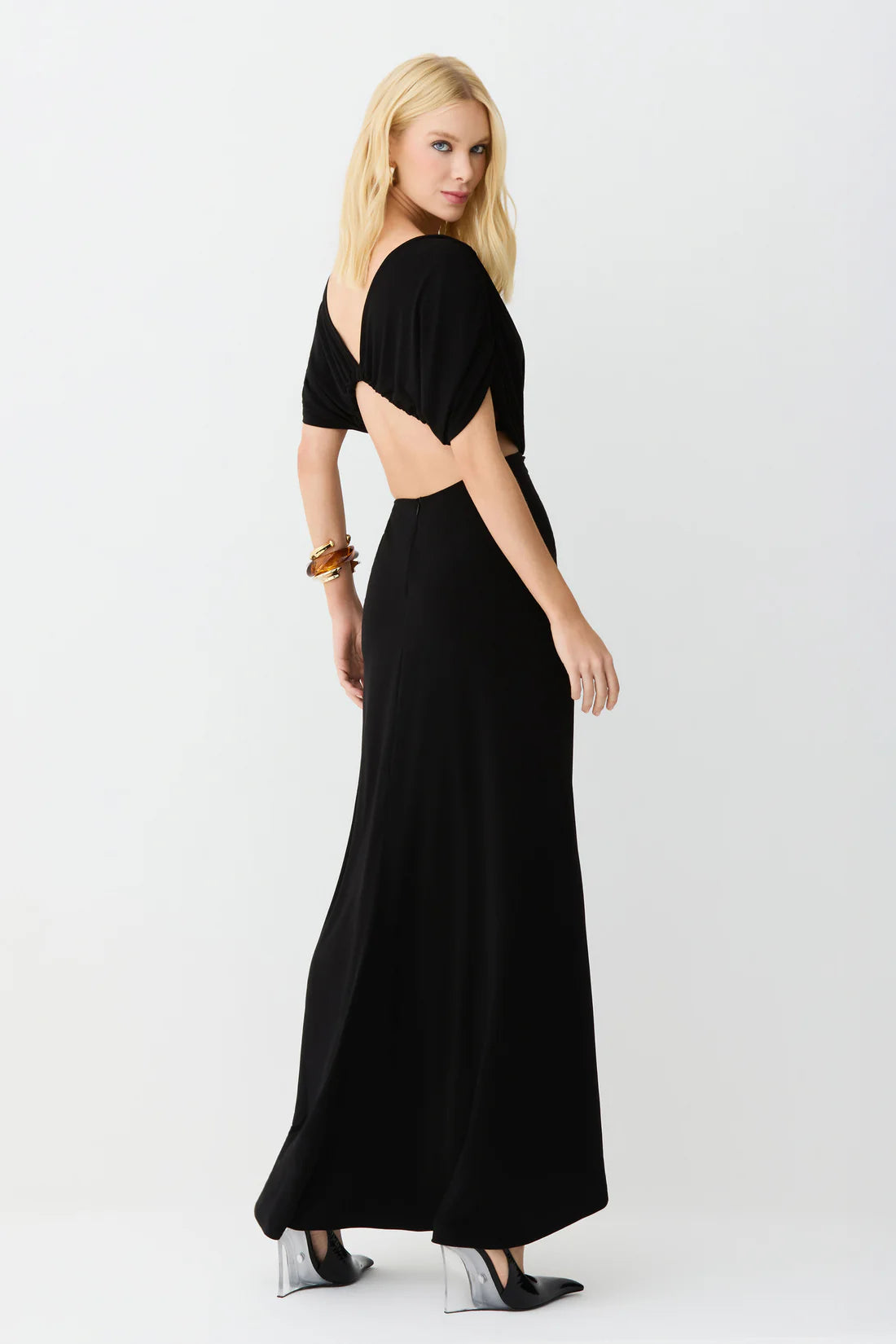 VESTIDO LONGO ABERTURA COSTAS TORCAO FRANZIDOS FRONTAL PRETO
