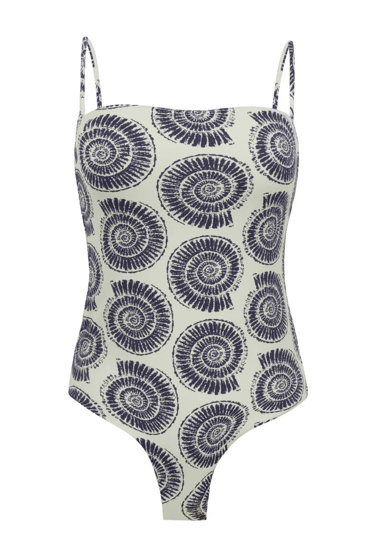 MADILTE ONE PIECE