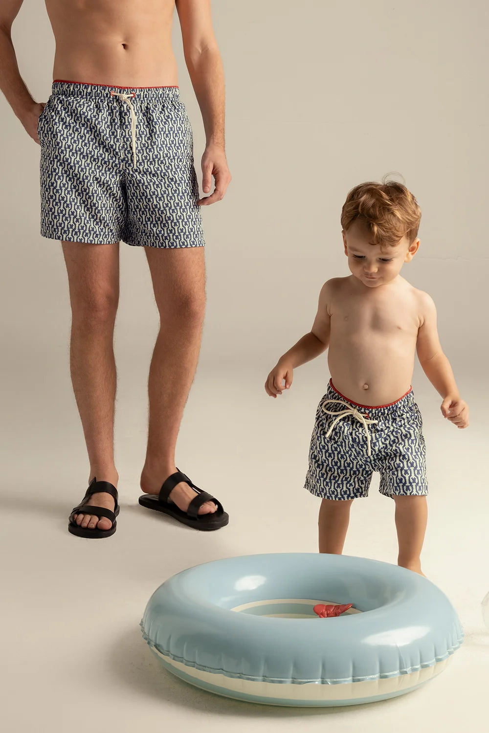 SHORT KIDS LANGOSTAS BLUE AND RED