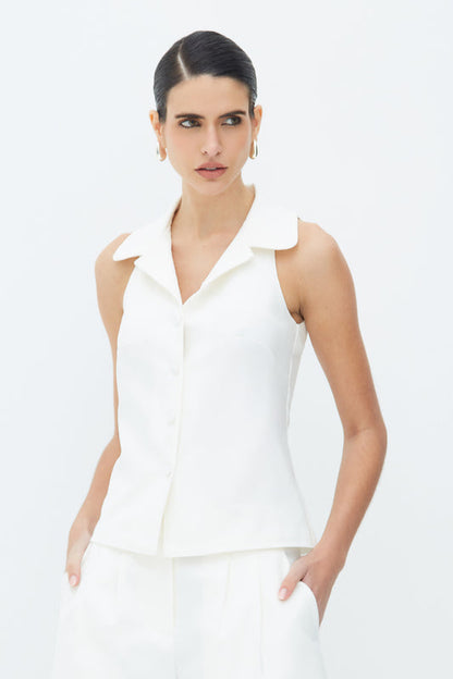 BLUSA SEM MANGA COM BOTOES FRONTAL E FIVELA COSTAS OFF WHITE 51232