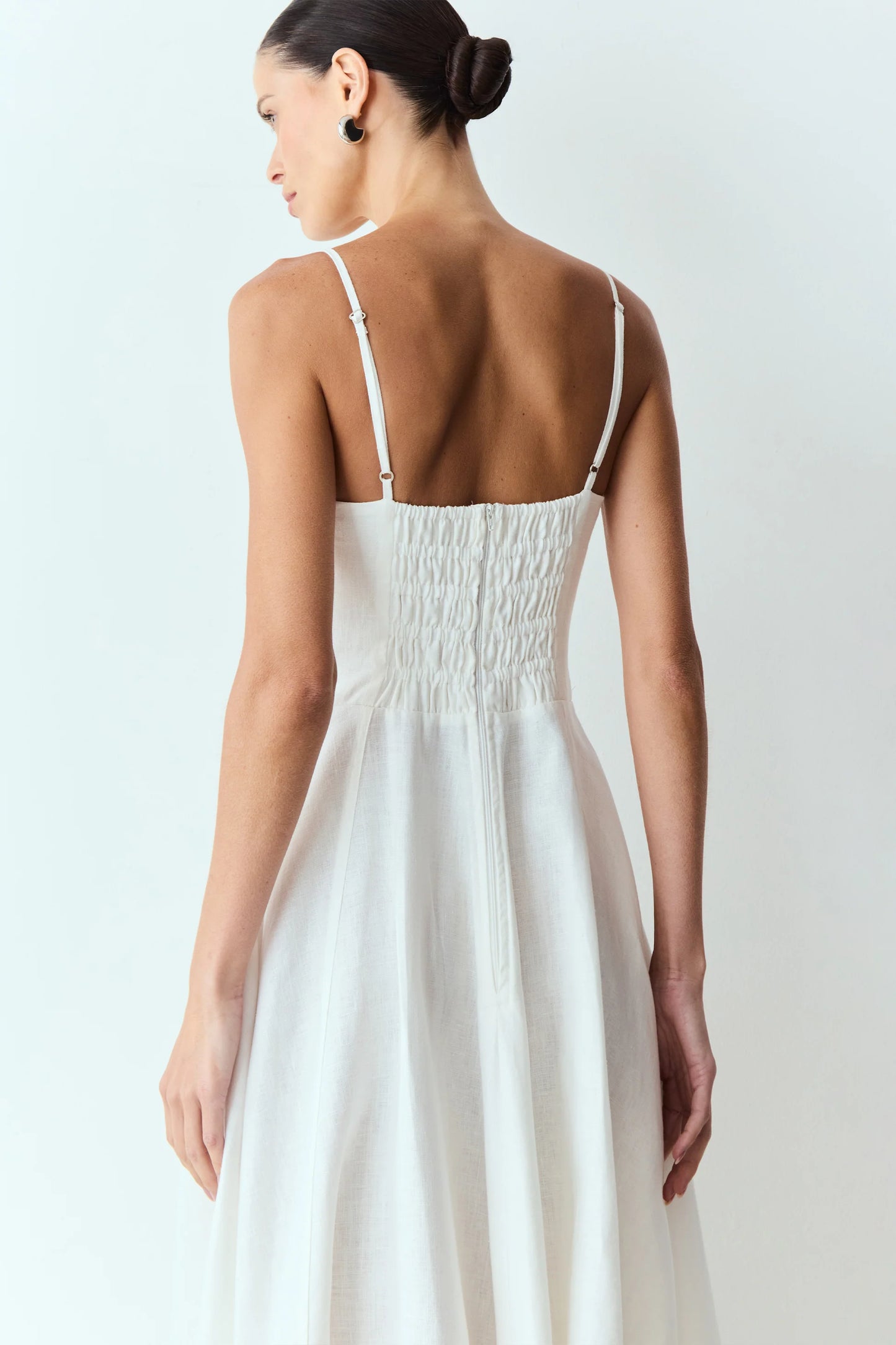 VESTIDO MIDI TORCAO BUSTO E RECORTE FRONTAL