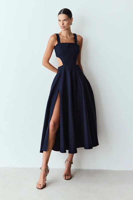 VESTIDO MIDI CON DESCOTE RECTO AZUL MARINO