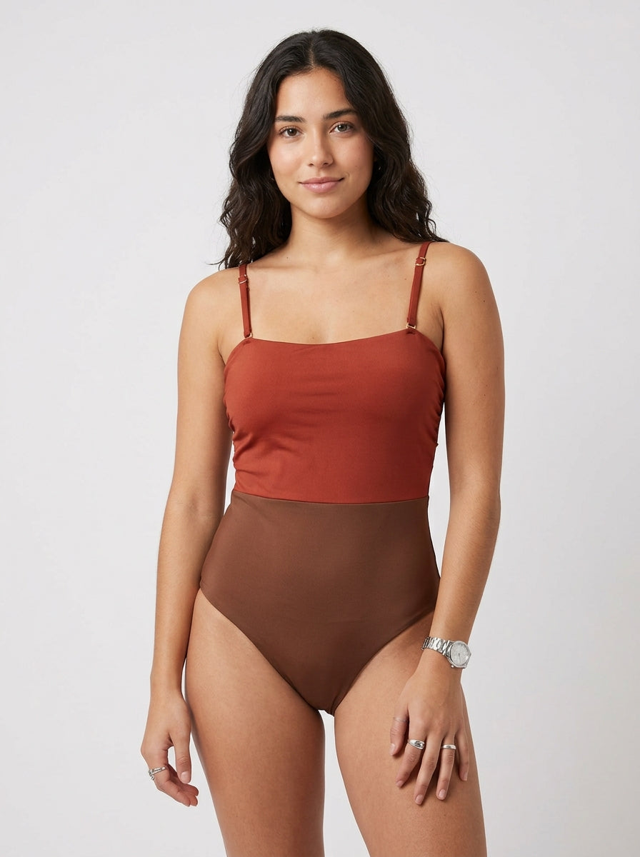 VIOLETA POLVO ONE PIECE