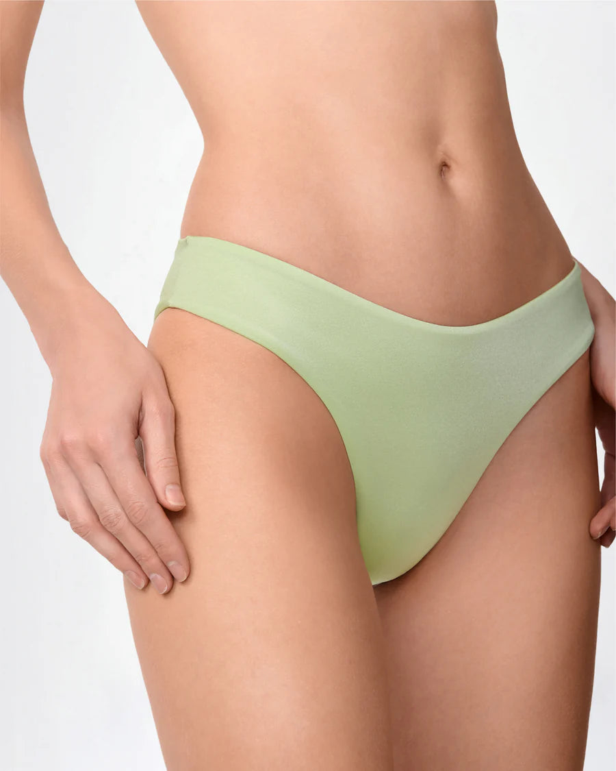 MAIA LIGHT GREEN
